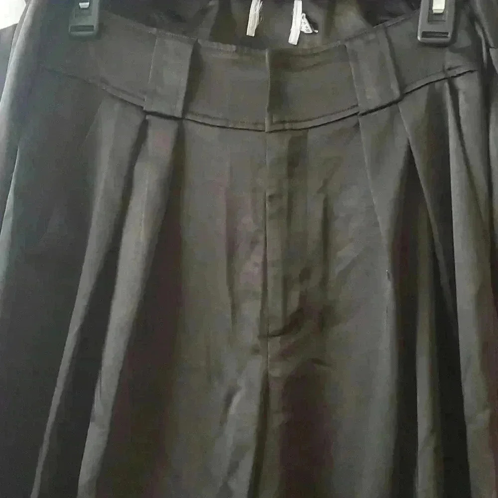 Princess POLLY  slacks and F21 jacket